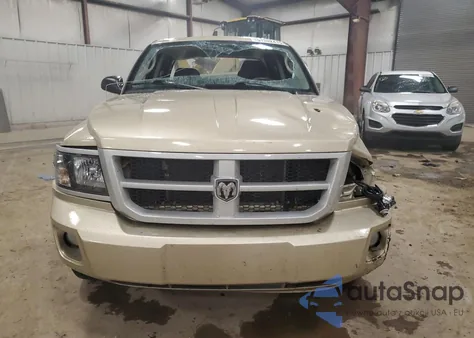 2011 Dodge Dakota Slt z USA, uszkodzony, nr VIN 1D7RE3GK3BS586112